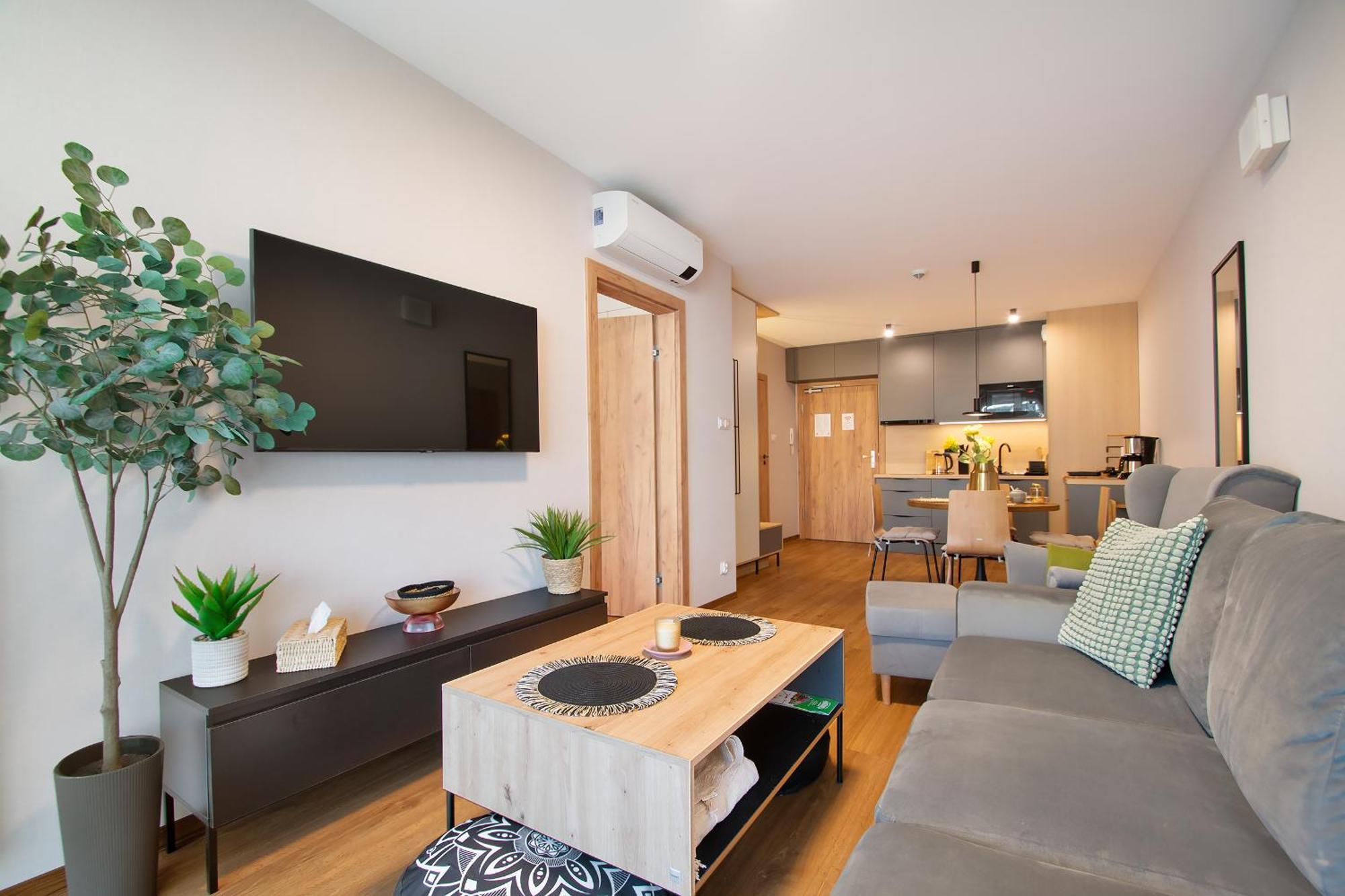 Rentplanet - Apartamenty Kasprowicza 코워브제크 외부 사진